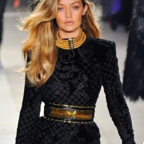 Balmain x H&M Limited Edition Velvet Floral Embroidered Top Black Size US 2 - Picture 6 of 6